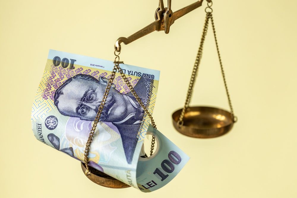 Standard & Poor’s menține ratingul României la nivelul de investiții, dar păstrează perspectiva negativă