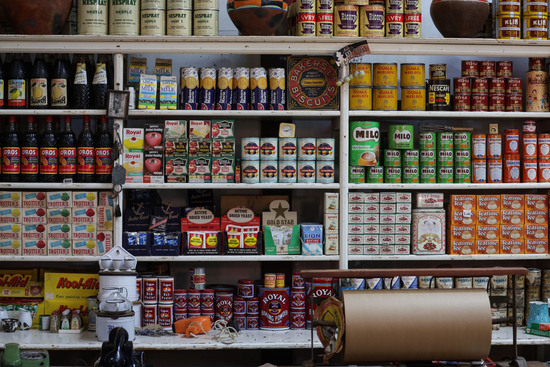România se numără printre țările unde creșterea salariului minim depășește inflația alimentelor