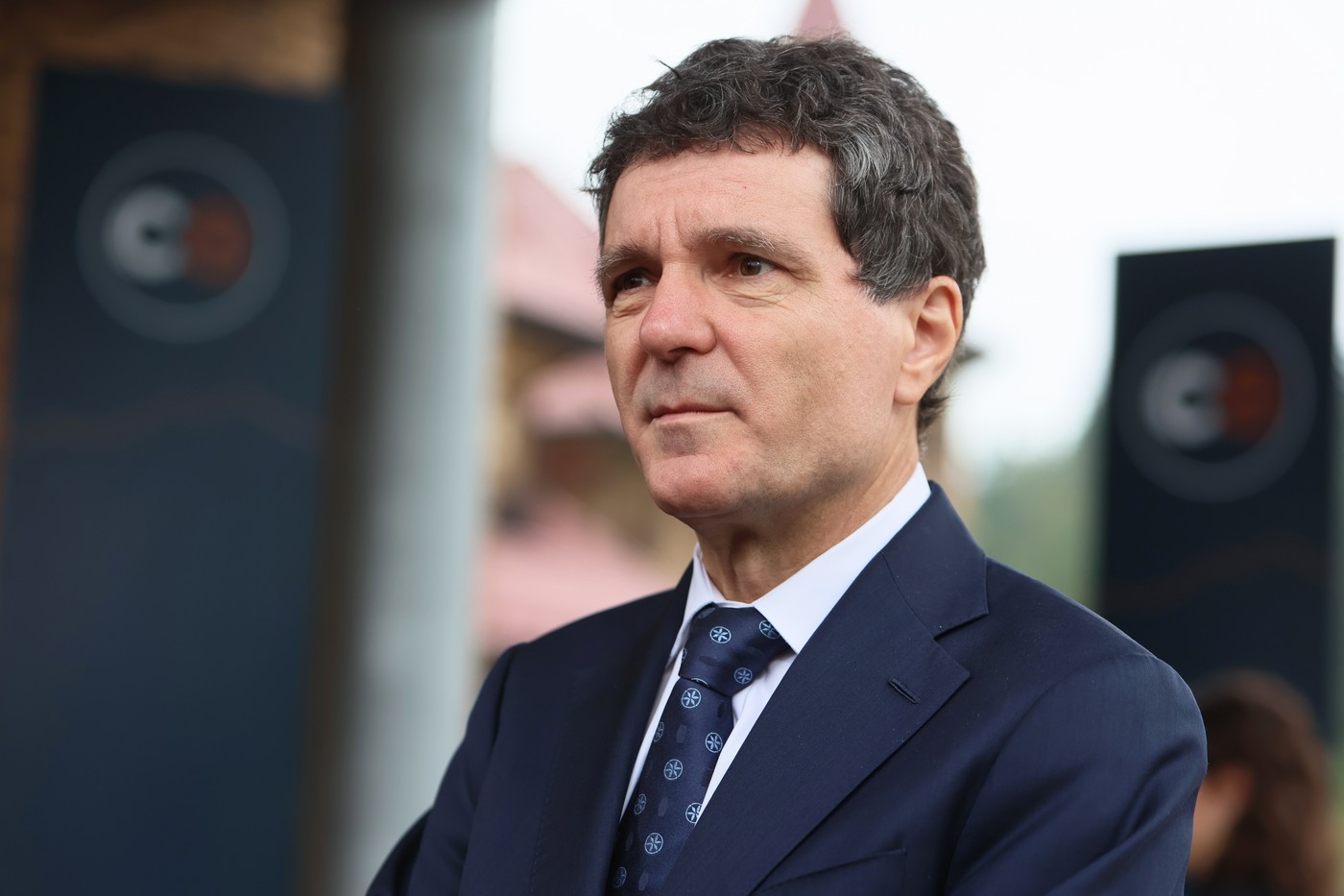 Nicușor Dan reacționează la decizia Standard & Poor’s de a menține ratingul României