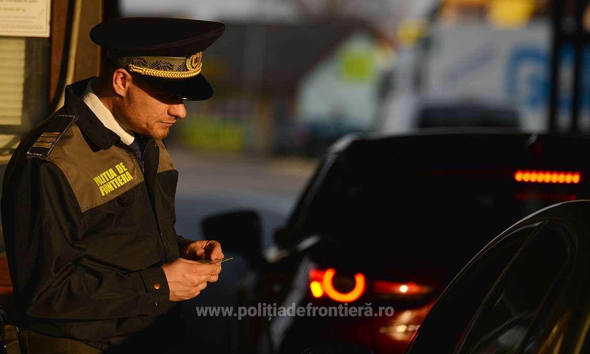 Bulgar prins la Calafat cu peste 900 de tablete și fiole cu substanțe anabolizante și dopante