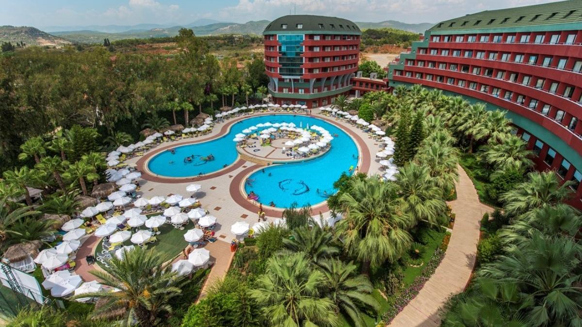 Modificări în comportamentul turiștilor români: planificarea anticipată și bugetul sunt prioritare