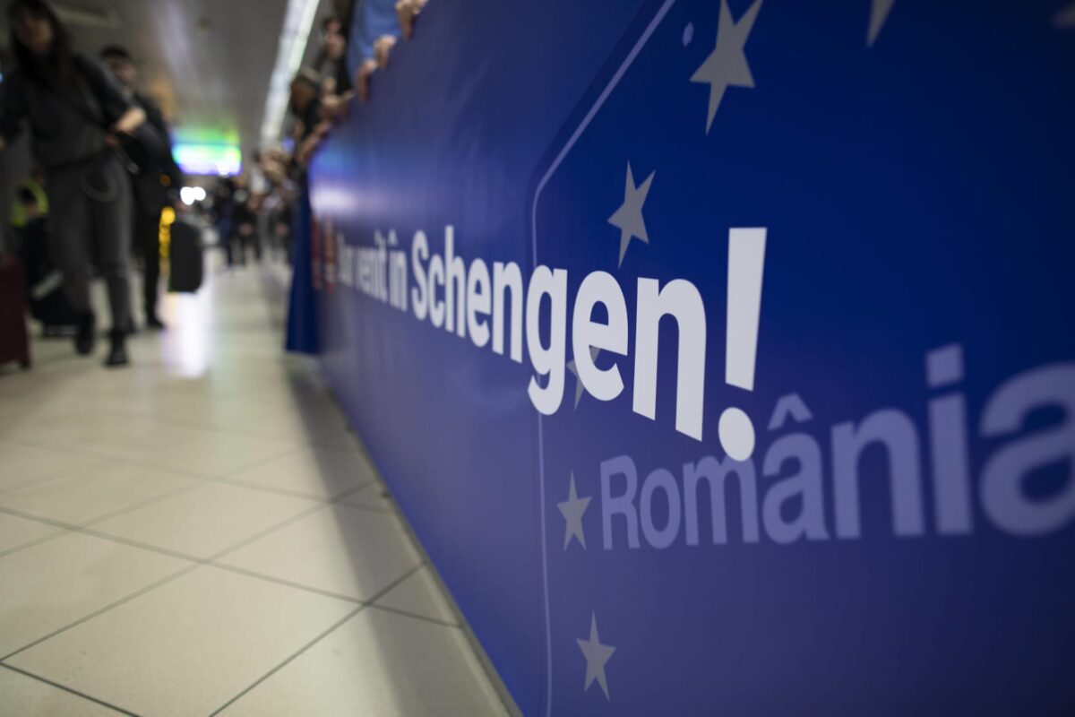 Poliția Română a identificat aproape 600 de persoane semnalate în Sistemul Informatic Schengen