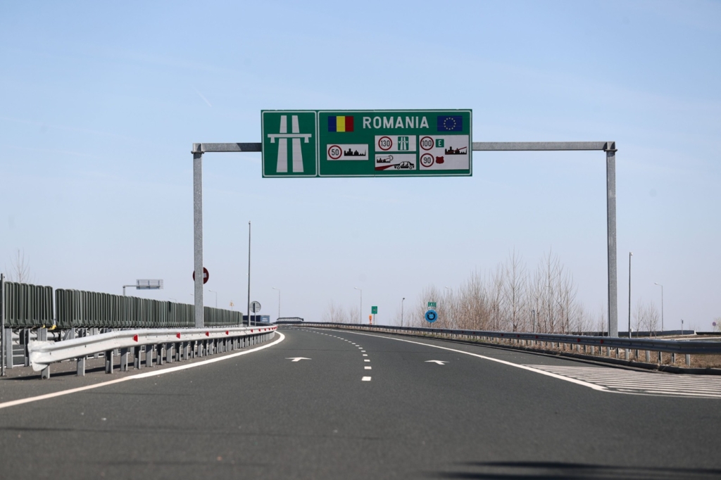 Noua taxare TollRo pentru camioane poate forța transportatorii să evite autostrăzile