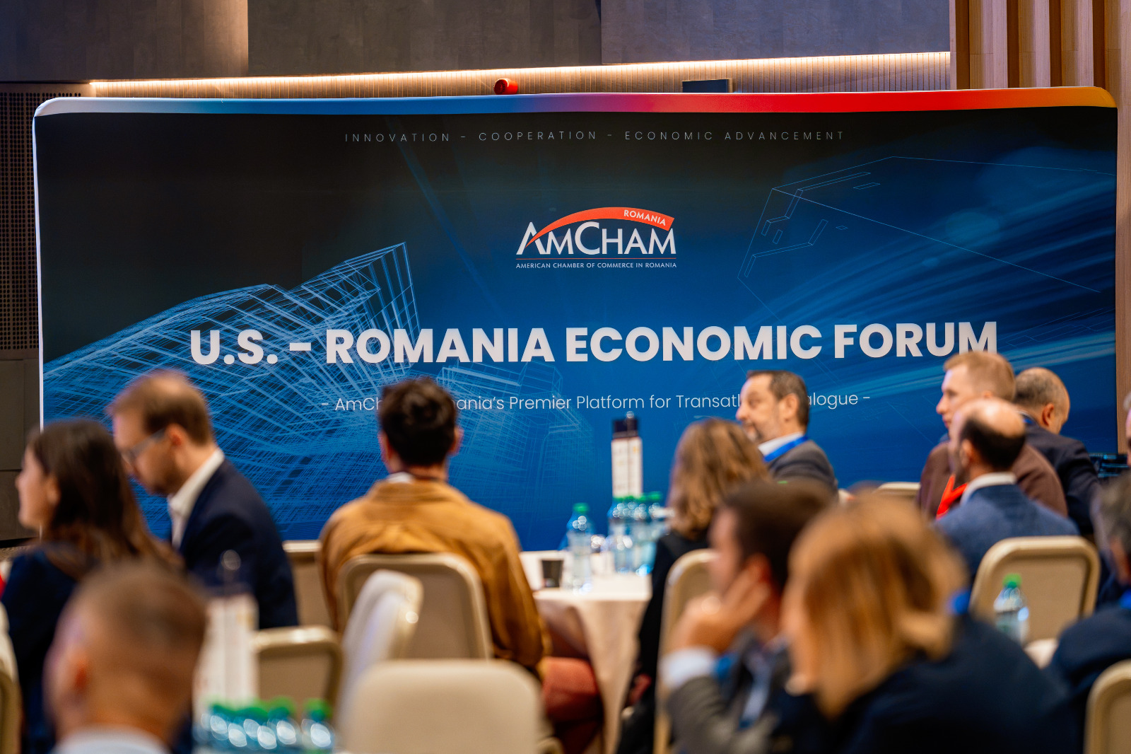 Impactul investițiilor americane în România: de la tehnologia plăților la fabrici și centre de inovare