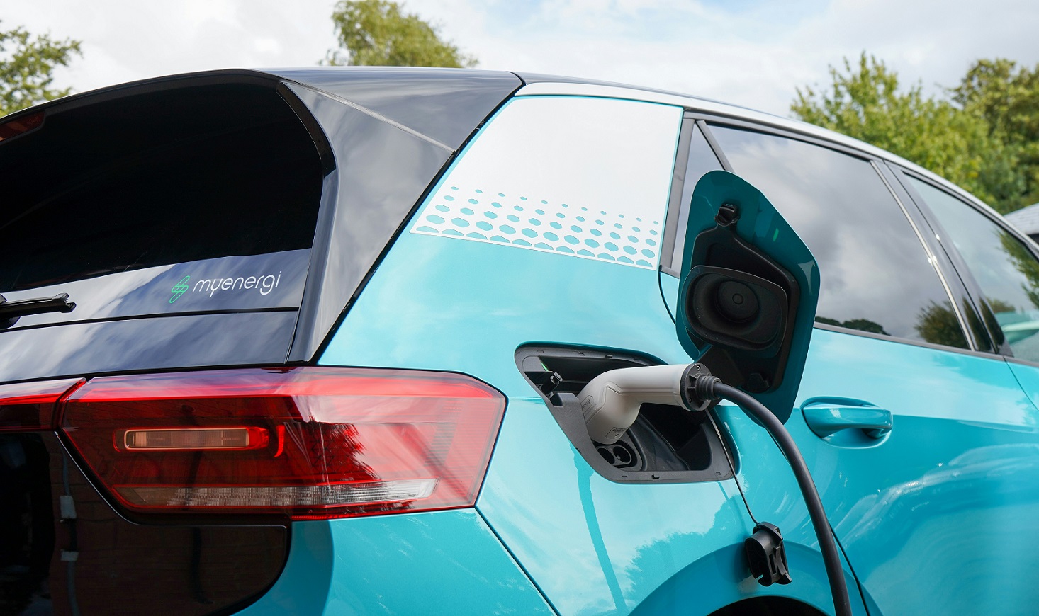 România a depășit pragul de 10.000 de puncte de încărcare pentru vehicule electrice