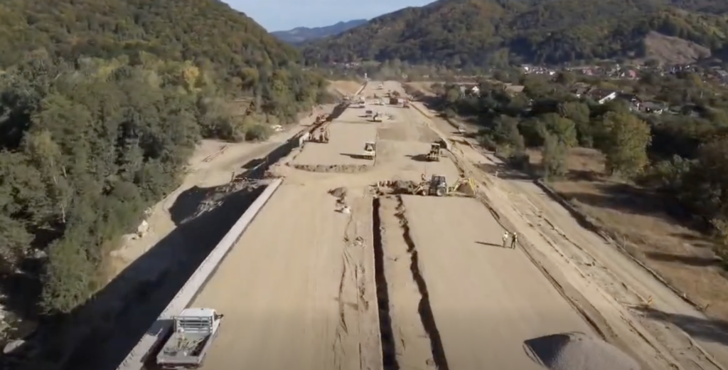 Stadiul lucrărilor pe Secțiunea 3 a Autostrăzii Sibiu-Pitești a ajuns la 19%