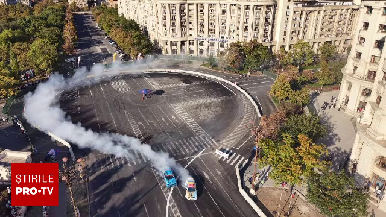 Organizatorii competiției de drift din Piața Constituției au fost amendați cu 15.000 de lei pentru poluare