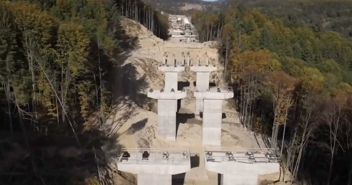 Stadiul lucrărilor la autostrada Sibiu-Pitești: Secțiunea 3 Cornetu-Tigveni a ajuns la 19% execuție