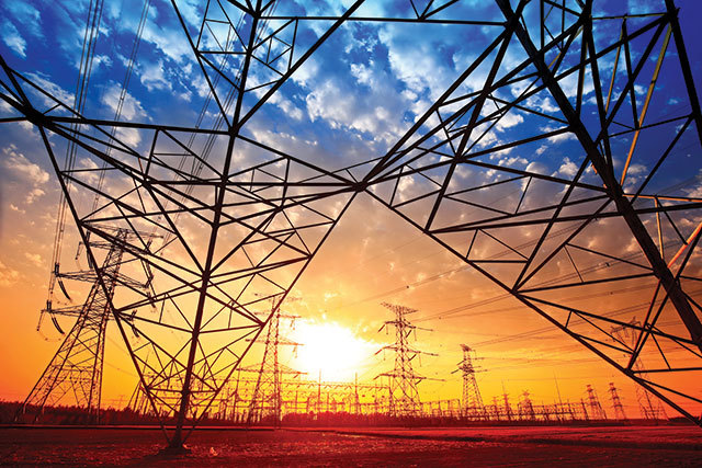 Prețurile la energia electrică pentru populație ar putea crește cu 22% în toamna acestui an