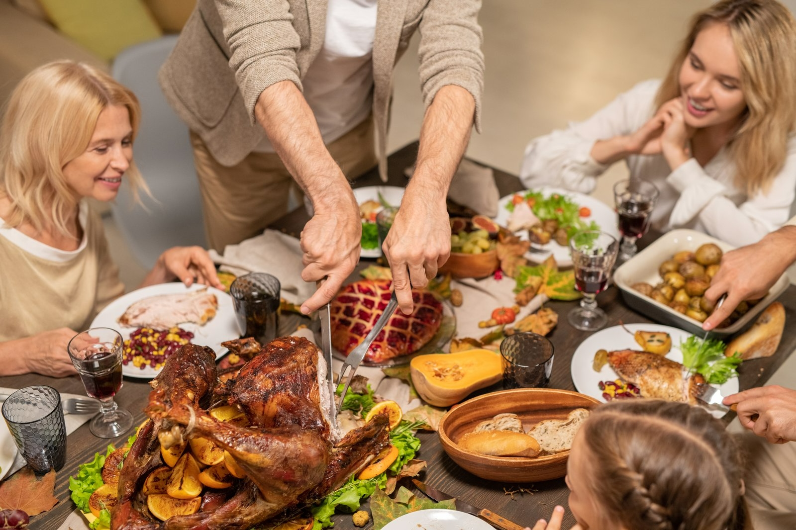 România are cea mai mare pondere de cetățeni care nu își permit o masă cu carne sau pește la nivelul UE