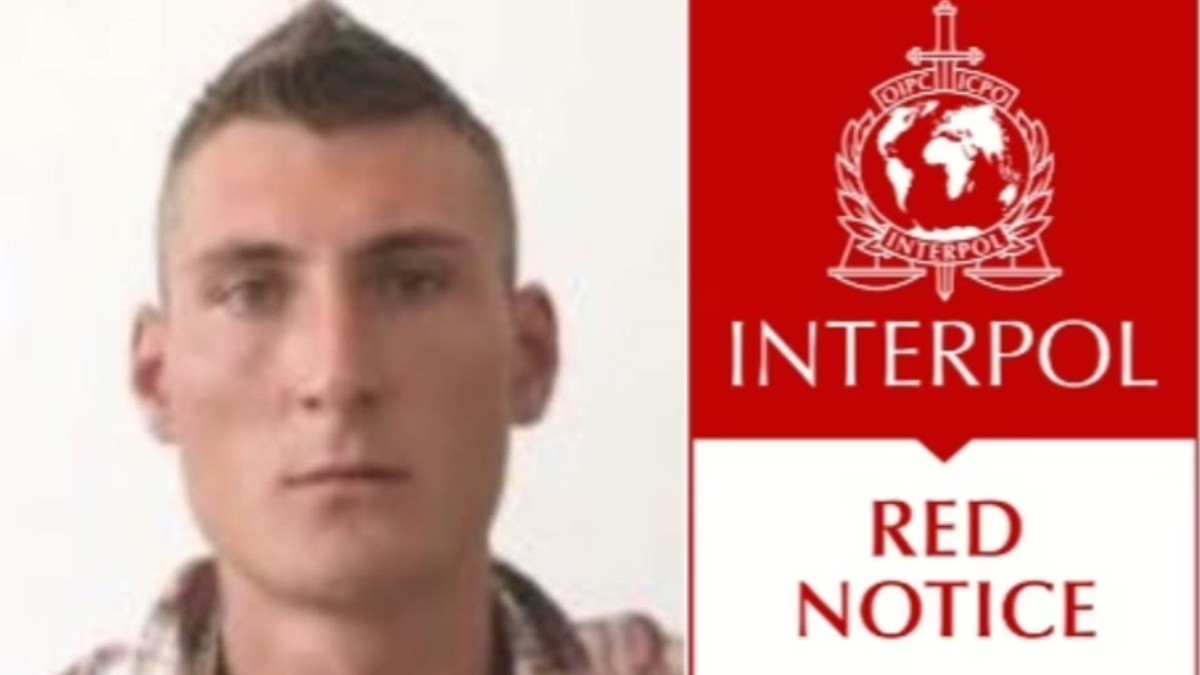 Român pe lista INTERPOL, găsit după 15 ani pe un șantier în Anglia. Se luptă să evite extrădarea