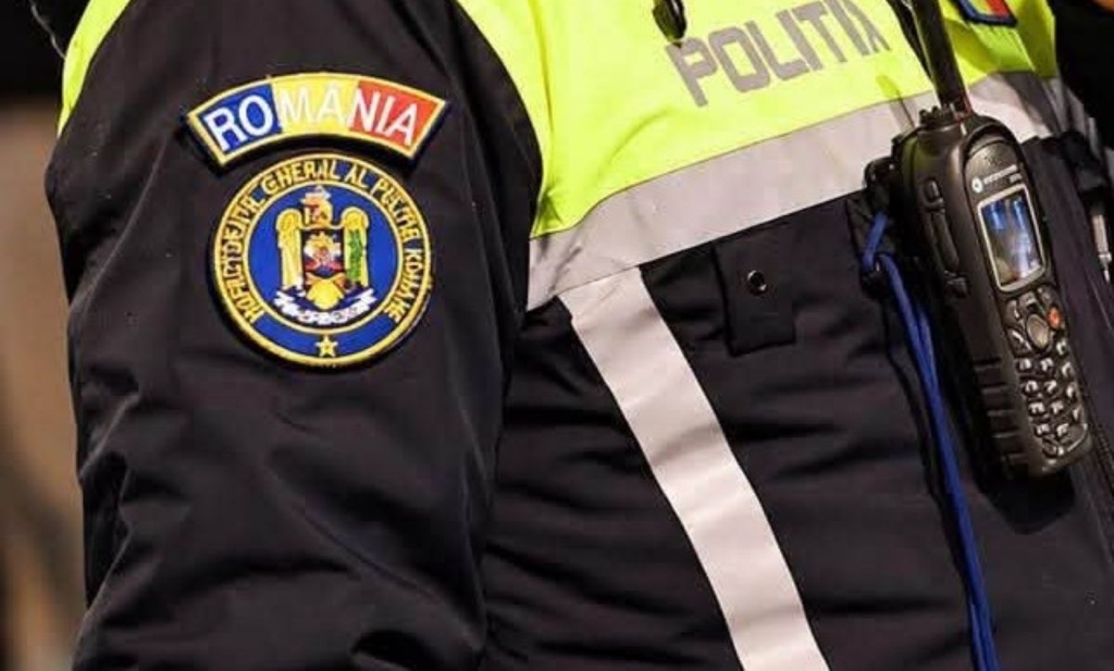 Anchetă la un liceu din Urlați: un profesor de muzică este acuzat de atingeri indecente asupra elevelor
