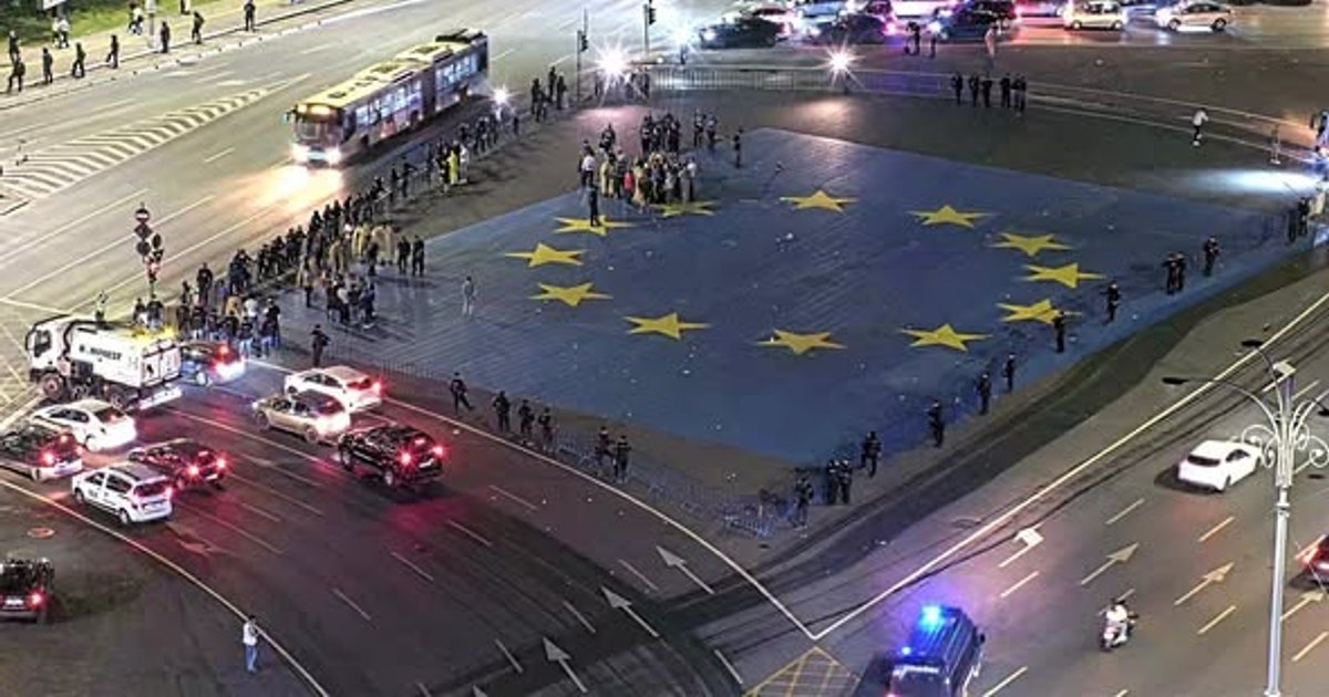 Protestul crescătorilor de animale continuă în Capitală. Manifestația de la Piața Victoriei se prelungește