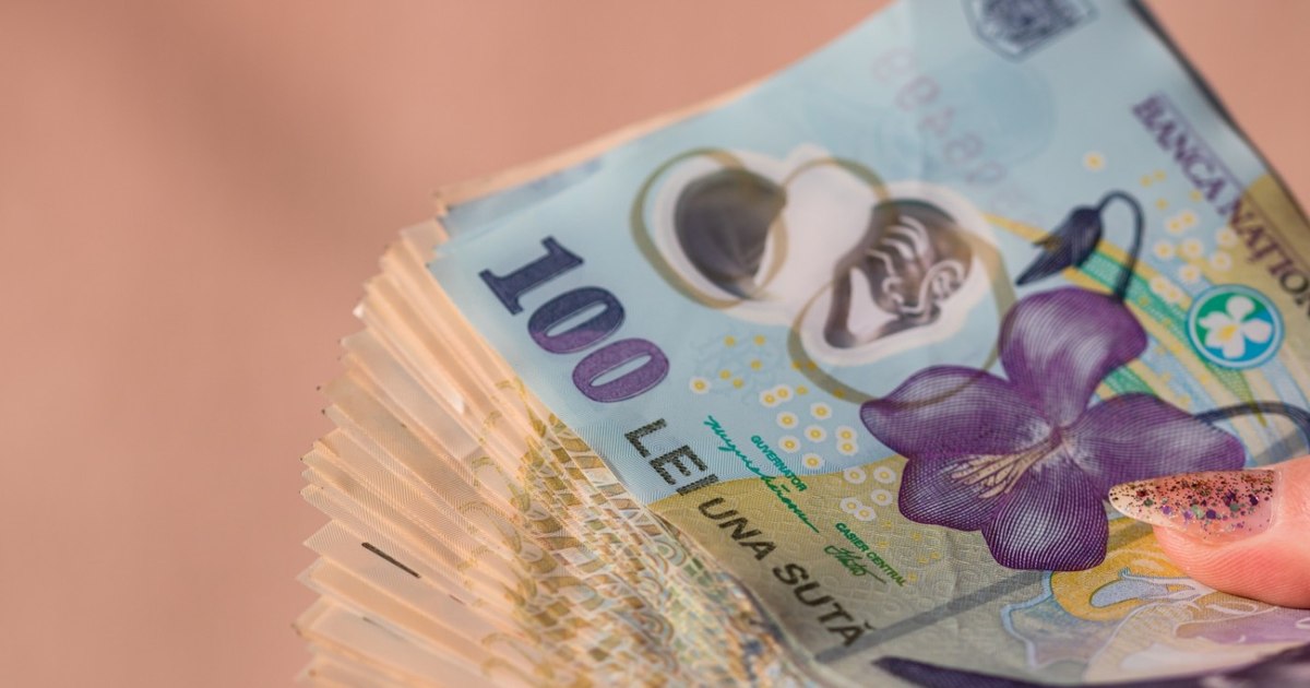 Fost director de bancă din Sectorul 2 cercetat pentru furtul a peste 500.000 de lei de la un client