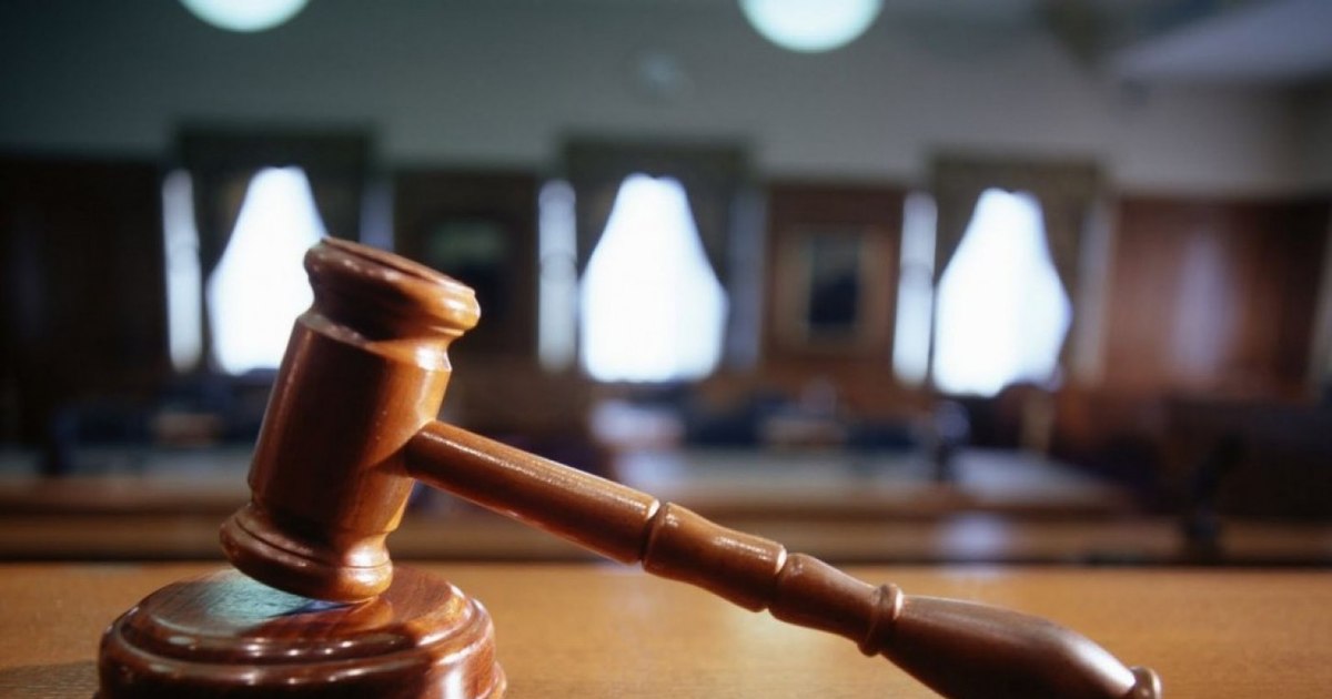 Curtea de Apel Galați a înlocuit amenda cu închisoare amânată pentru o femeie care a lovit o elevă