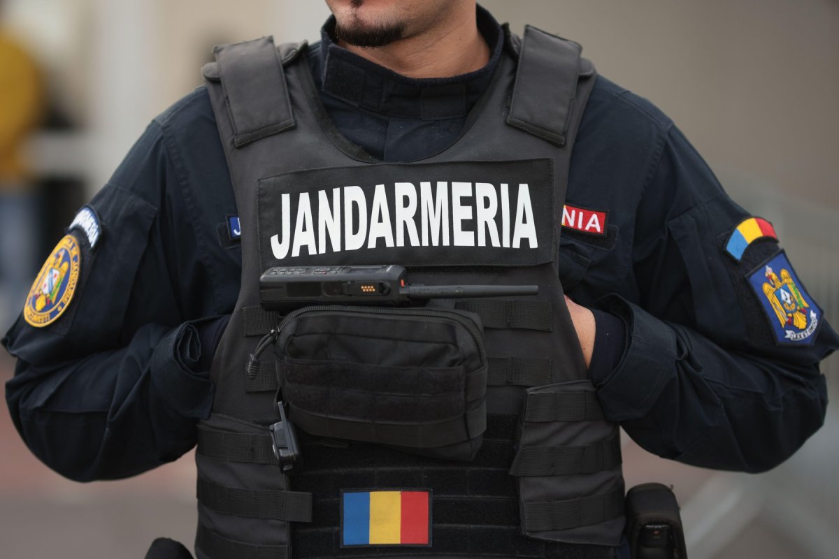Jandarmeria a aplicat 124 de sancțiuni contravenționale în urma protestelor de la Arestul Central și DIICOT