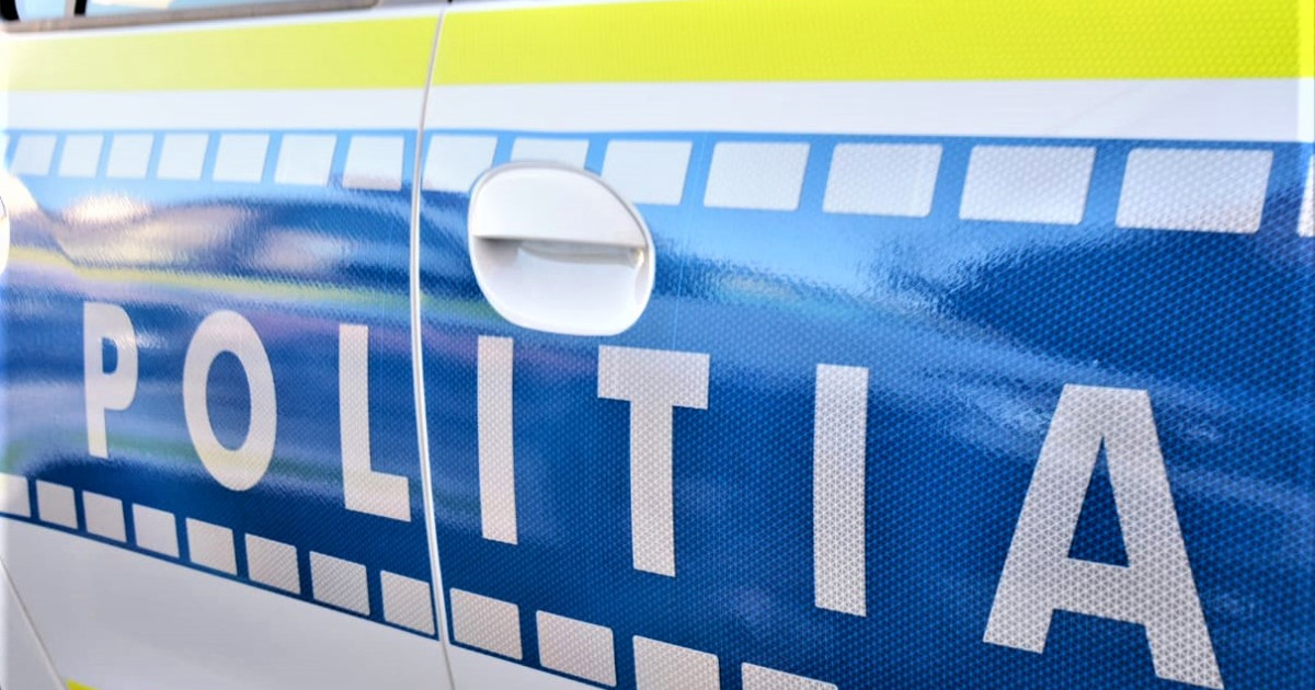 Tragedie în Brașov: Două persoane decedate într-un autoturism răsturnat pe un drum forestier