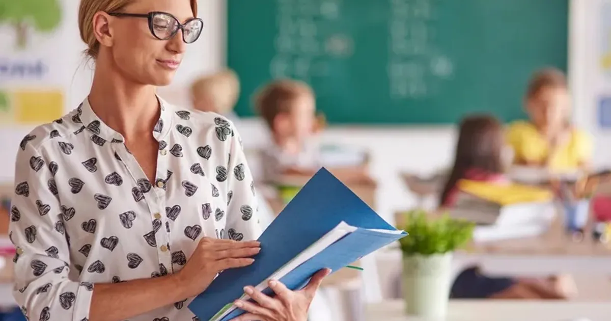 Salariile profesorilor din România sunt de patru ori mai mici decât în Danemarca, arată raportul OCDE