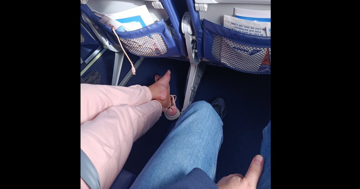 Dezbaterere despre confortul pasagerilor după un incident într-un avion TAROM
