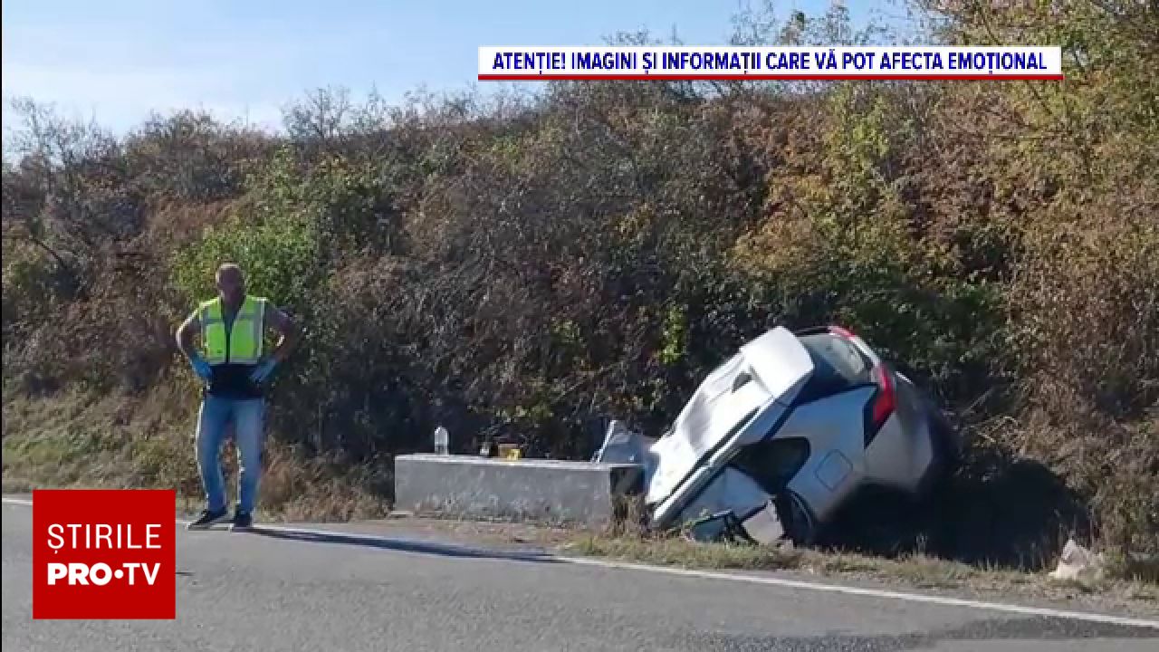 Accident violent în Vaslui: un mort și trei răniți după ce un autoturism a lovit un cap de pod