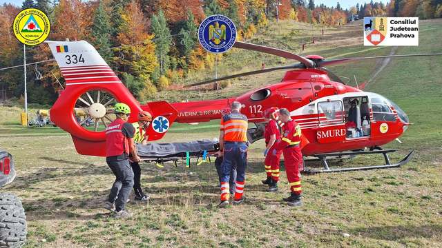 Accident grav pe un traseu de mountain-bike din Azuga: un adolescent a fost transportat cu elicopterul la București