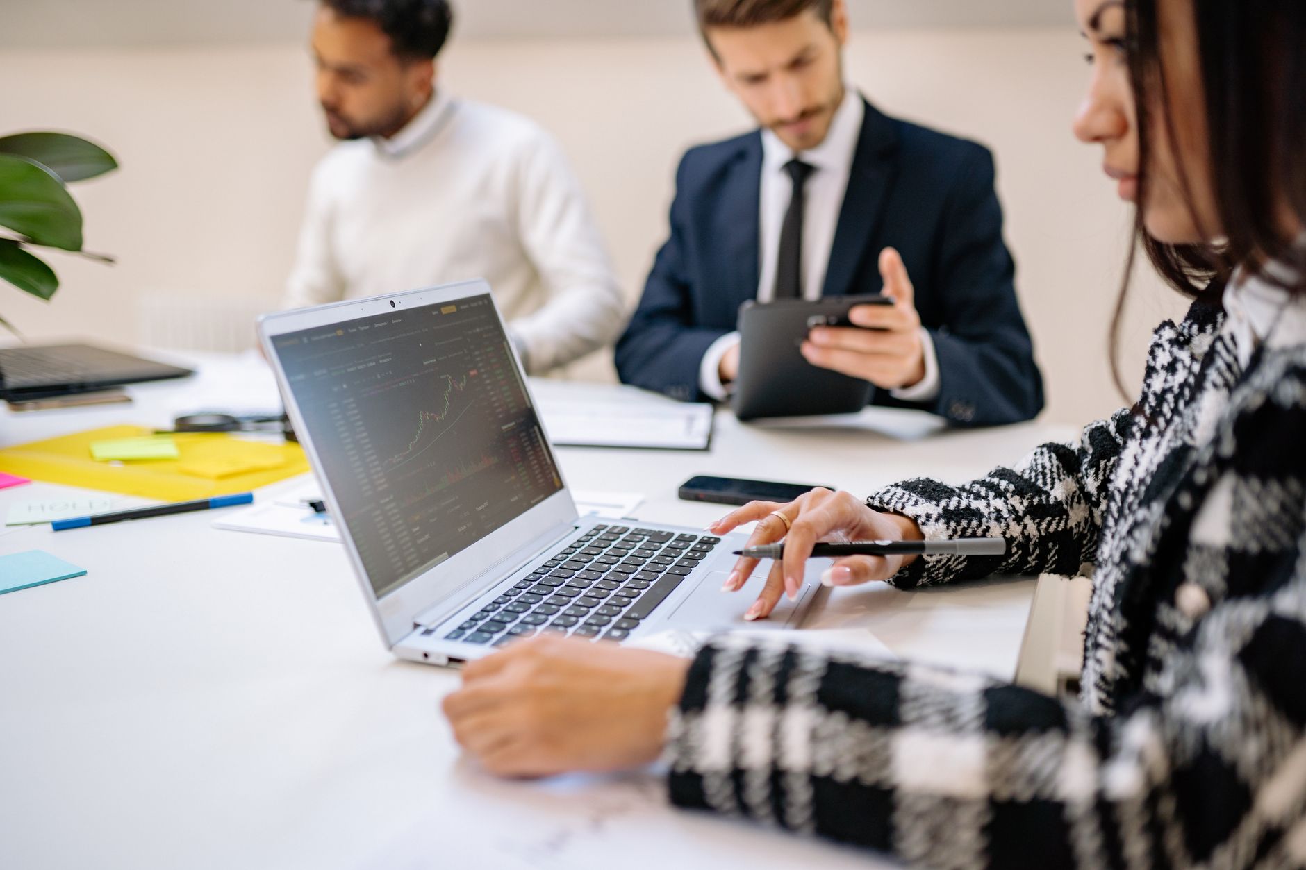 Proiecte de finanțare și digitalizare pentru firme: modernizări balneare și noi acorduri SME Eco-Tech
