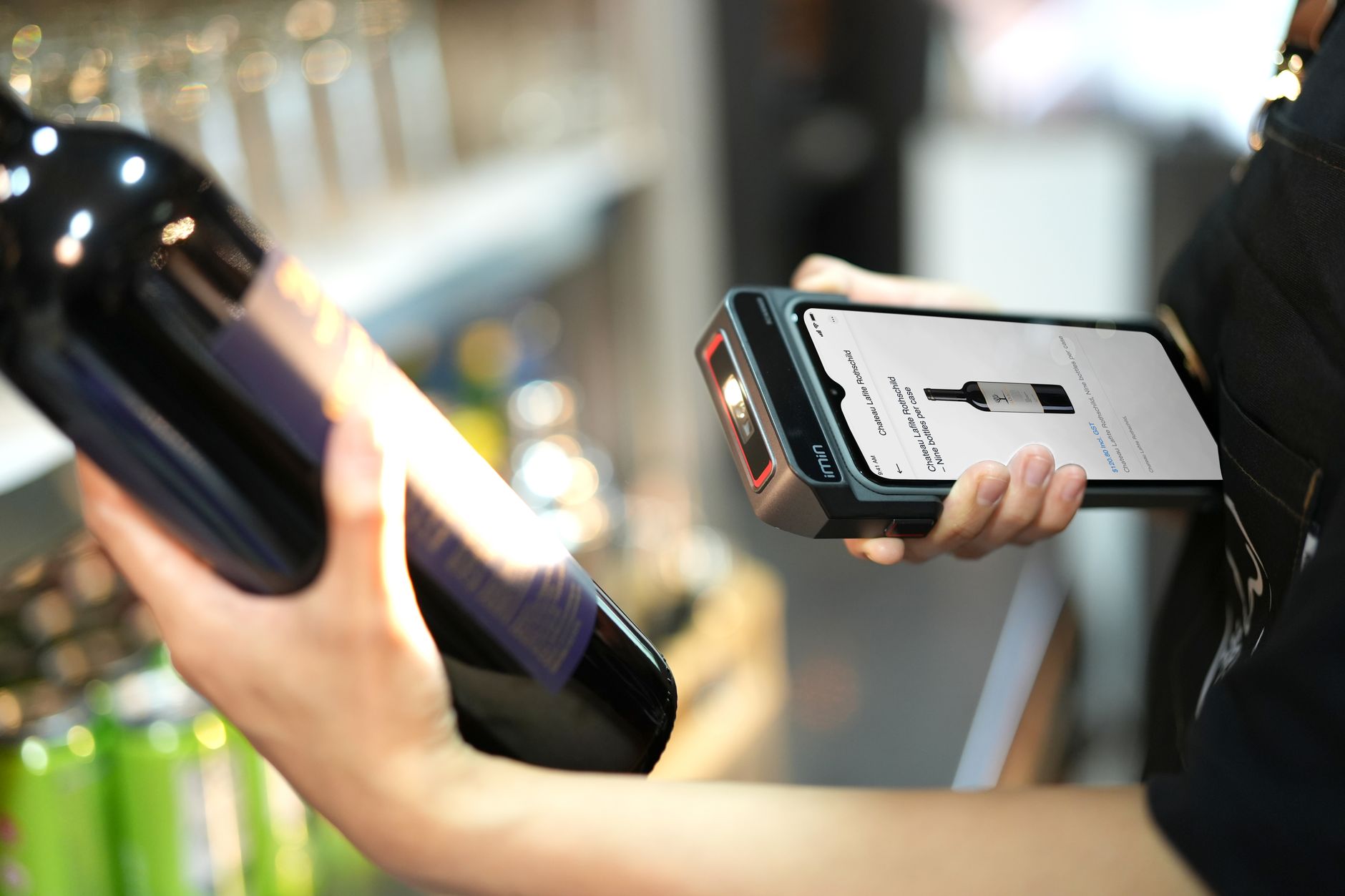 Inteligența artificială poate impune prețuri diferite pentru același produs în supermarketuri și restaurante