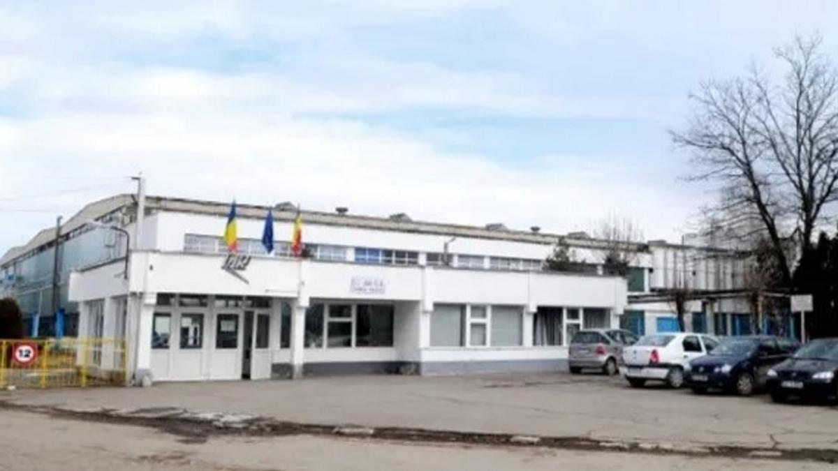 Protest la IAR Ghimbav: Angajații nemulțumiți de majorarea masivă a indemnizațiilor conducerii