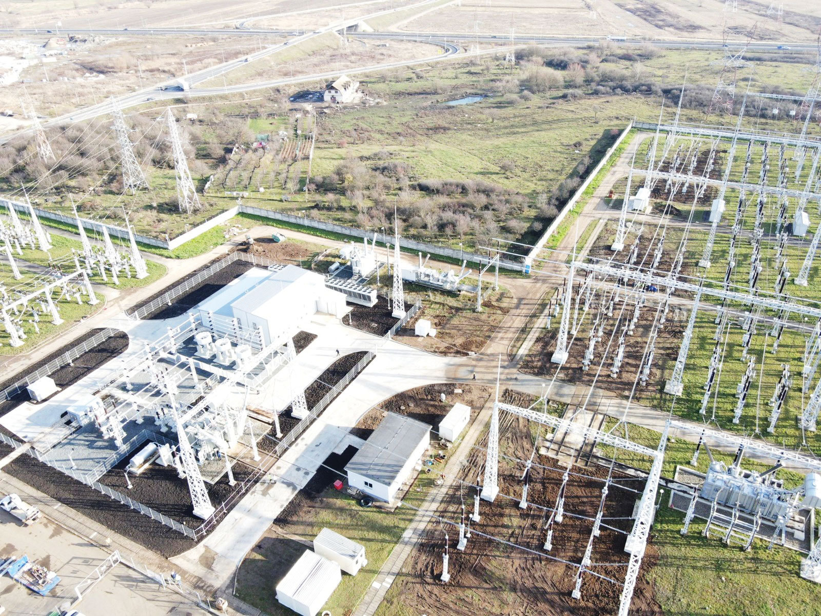 Centrala pe gaze de la Mintia a avut prima aprindere a turbinei, un proiect de 1,2 miliarde de euro