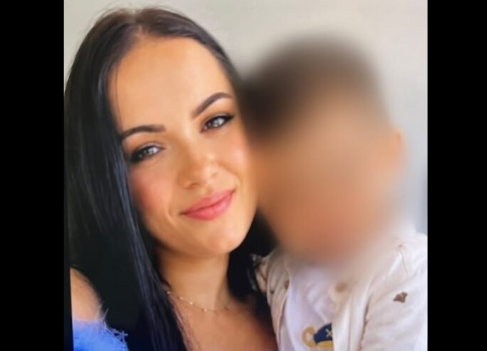 Tînără de 25 de ani și copilul ei de 3 ani au dispărut din comuna Cășeiu, județul Cluj