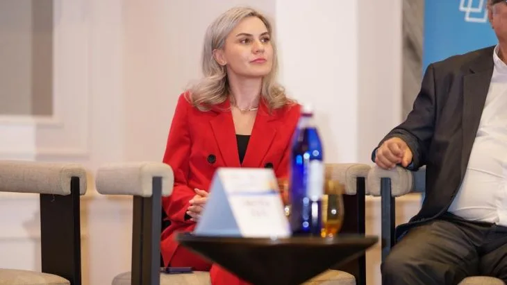 România intră în sezonul rece cu rezerve de gaze în grafic, conform ACUE