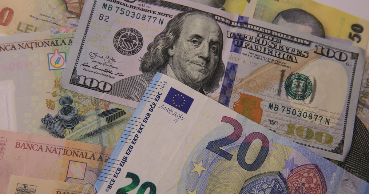 Evoluția cursului valutar BNR: Euro a scăzut, în timp ce dolarul și francul elvețian au înregistrat creșteri