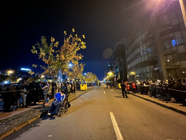 Scandal la pelerinajul de la Iași: Jandarmii au intervenit pentru a opri pelerini care forțau rândul