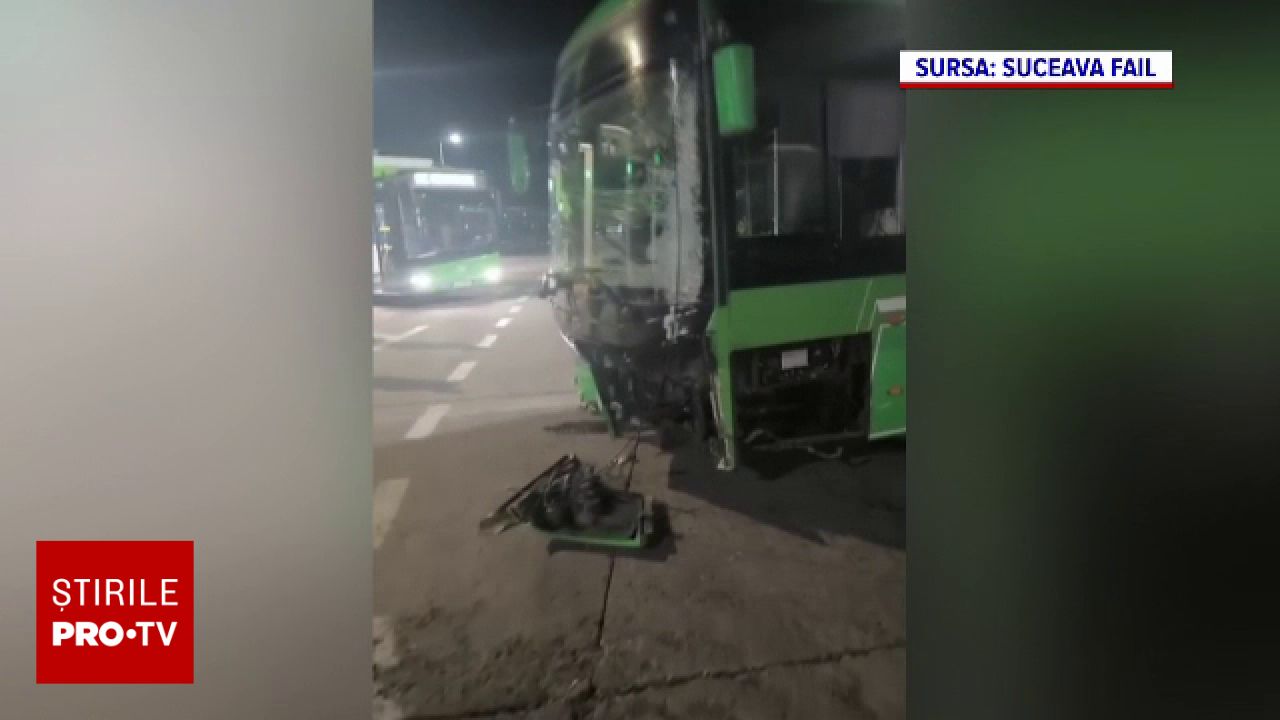Accident cu autobuz în Suceava: Șofer alcoolizat a distrus mașini și un stâlp de electricitate