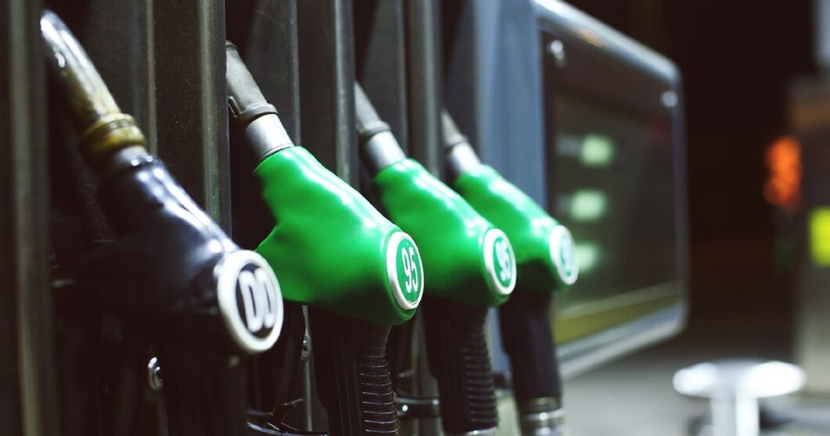 Prețurile la carburanți miercuri, 14 octombrie: unde se găsesc cele mai mici tarife la benzină și motorină
